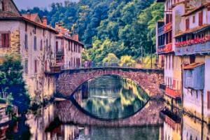 里昂球员轰入制胜球，帮助球队实现大逆转